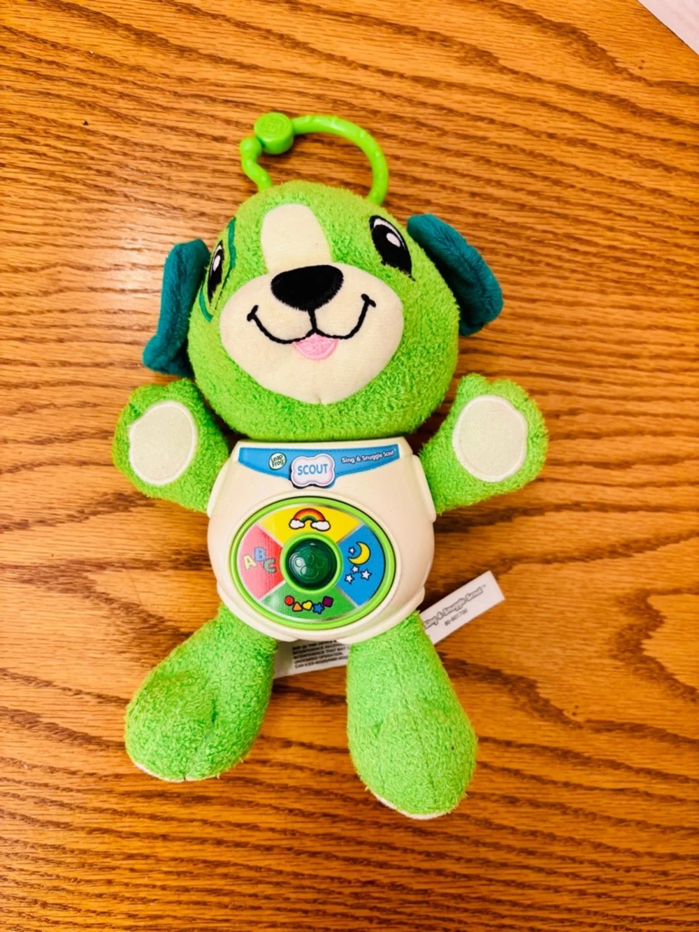 Leaf Frog Sing and Snuggle Scout the Puppy interactive toy